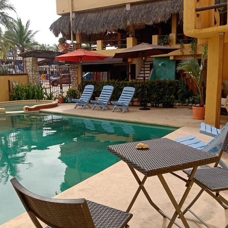 Hotel Papaya Surf ปูแอร์โตเอสกอนดิโด ภายนอก รูปภาพ