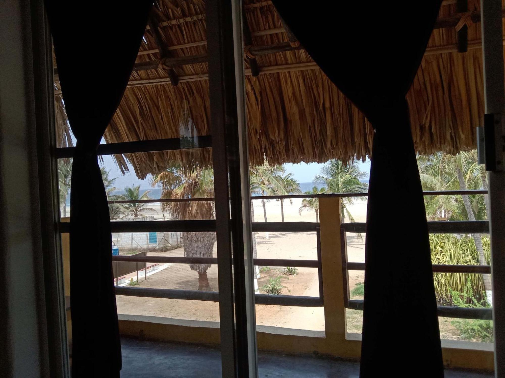 Hotel Papaya Surf ปูแอร์โตเอสกอนดิโด ภายนอก รูปภาพ